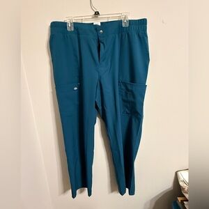 Dickies Teal Top and Bottom Scrub Set